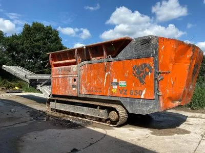 slow speed shredder Arjes VB 850 DK - twin shaft waste management, car scrap processing station, C&D waste primary