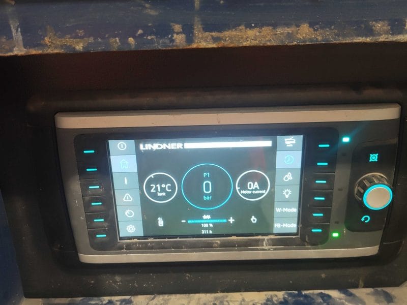 Lindner Urraco 75 E for sale