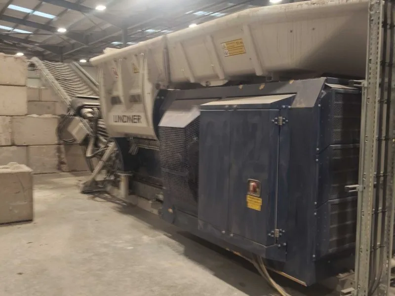 used shredder Lindner Urraco 75 E 2023 industrial shredder indoor