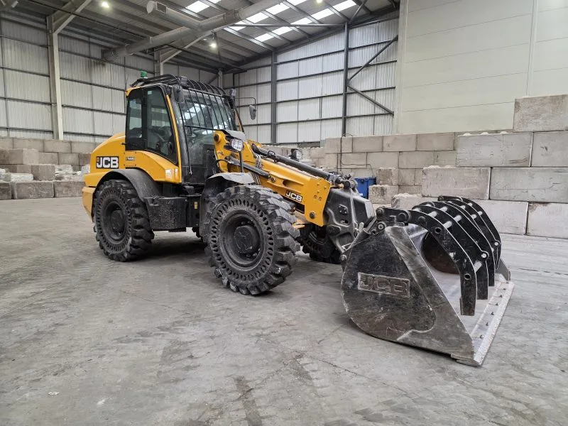 JCB TM4 20 C SV wheeled telescopic loader JCB TM4 20 C SV wheeled telescopic loader - waste farm material loader, high reach telescopic handler, recycling yard pivot steer