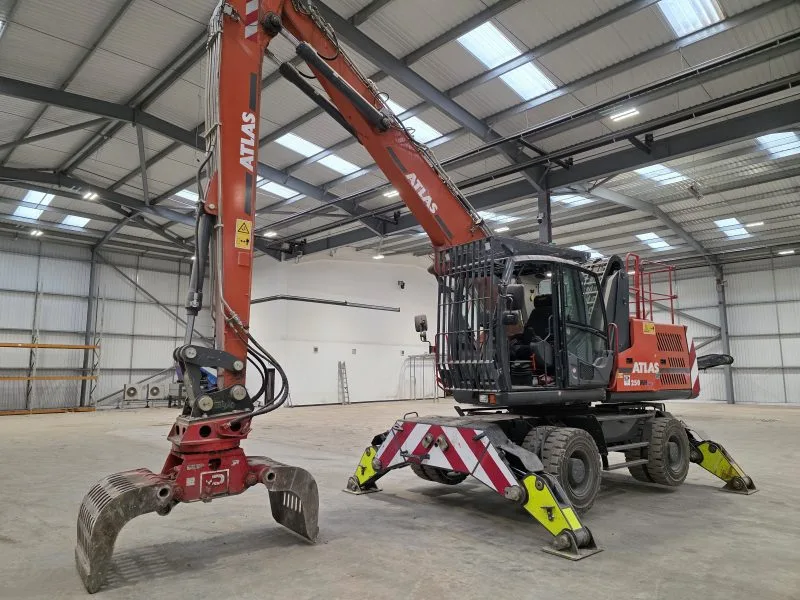 Atlas 250 MH Material Handler Atlas 250 MH Material Handler - waste rehandling excavator machine, high rise cabin material handler, scrap yard sorting crane