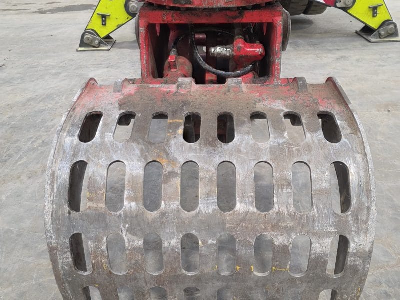 Atlas 250 MH Material Handler