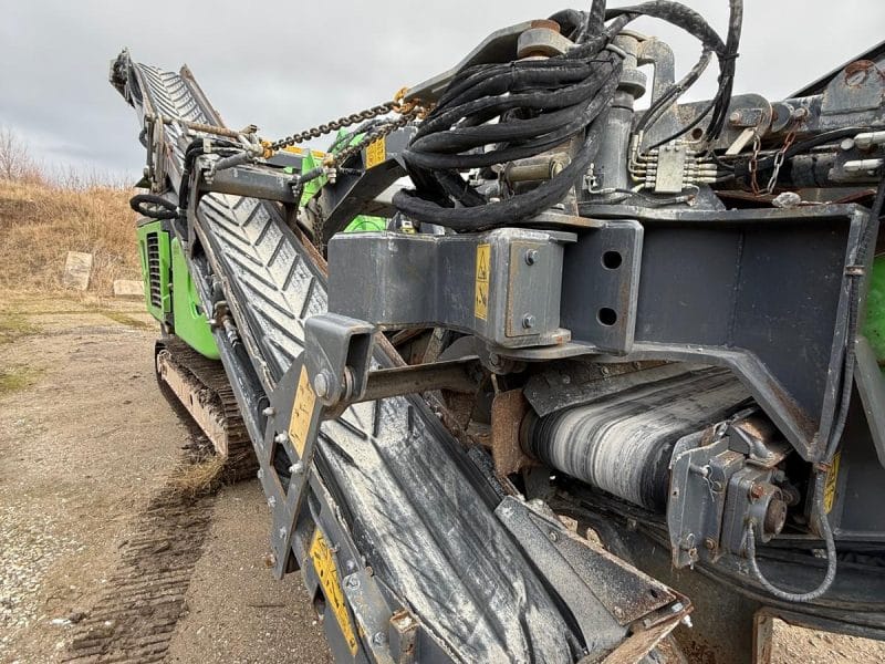 2022 EvoQuip Cobra 290R available UK — just 3,300 hrs. Mobile impact crusher perfect for tight sites & recycling ops. Full specs & photos at OVS Recycling Ltd. 2022 EvoQuip Cobra 290R available UK — just 3,300 hrs. Mobile impact crusher perfect for tight sites & recycling ops. Full specs & photos at OVS Recycling Ltd.